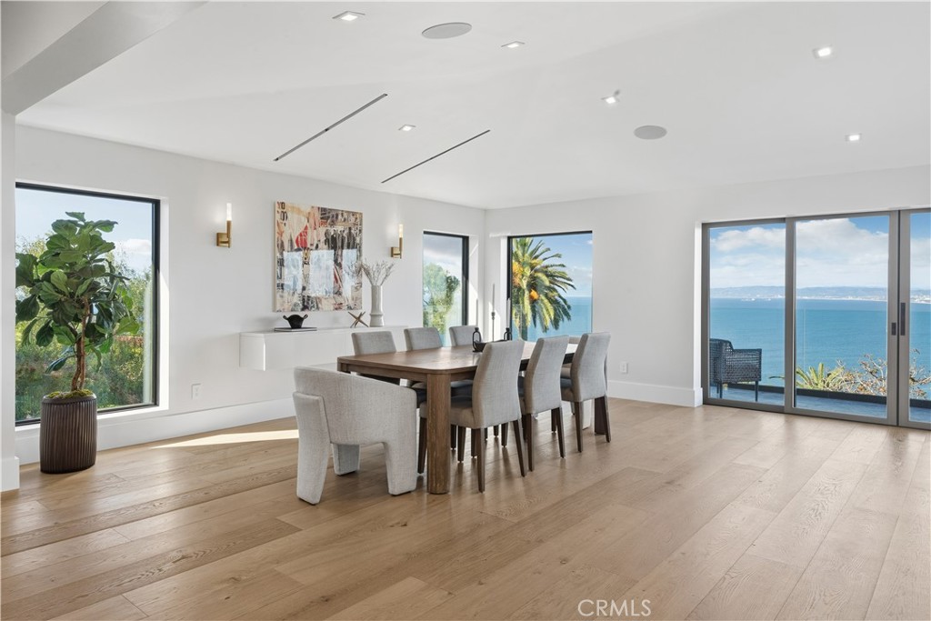 Residential for sale at 728 Via Somonte, Palos Verdes Estates CA featuring 4 beds and 5 baths