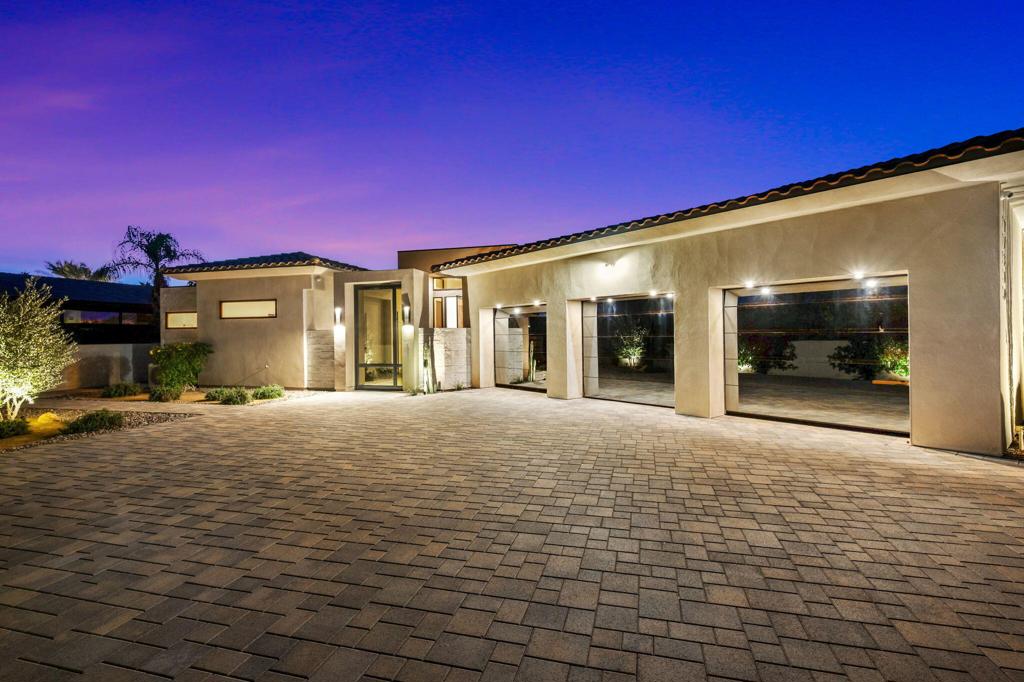 Residential for sale at 77300 Coyote Creek, Indian Wells CA featuring 4 beds and 5 baths