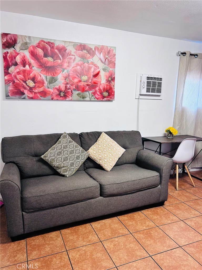 Residential for sale at 1364 61ST E 61st, Los Angeles CA featuring 8 beds and 4 baths