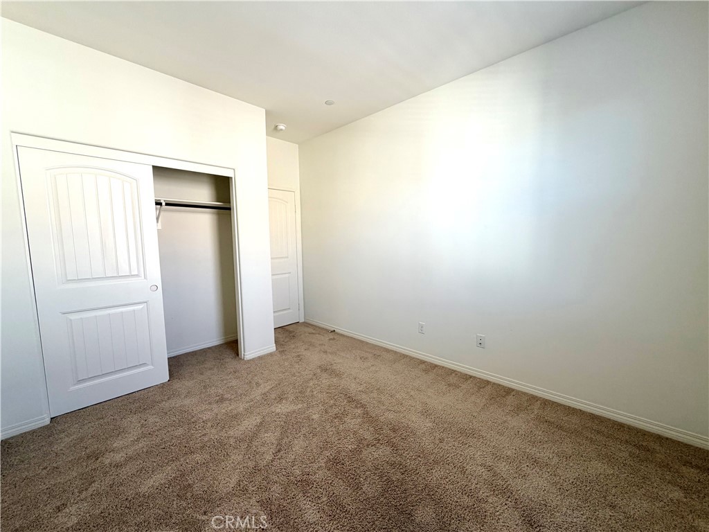 Residential Lease for rent at 40347 Calle Real, Murrieta CA featuring 3 beds and 3 baths