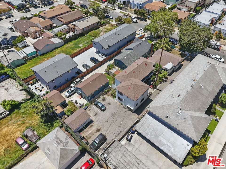 Residential Income for sale at 6126 Brynhurst Avenue, Los Angeles CA featuring 8 beds and 7 baths