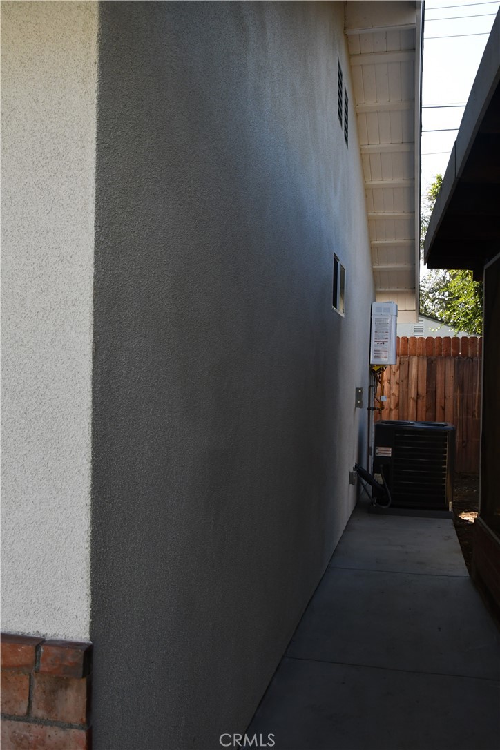 Residential Lease for rent at 917 W. Flora St. B, Ontario CA featuring 2 beds and 1 bath