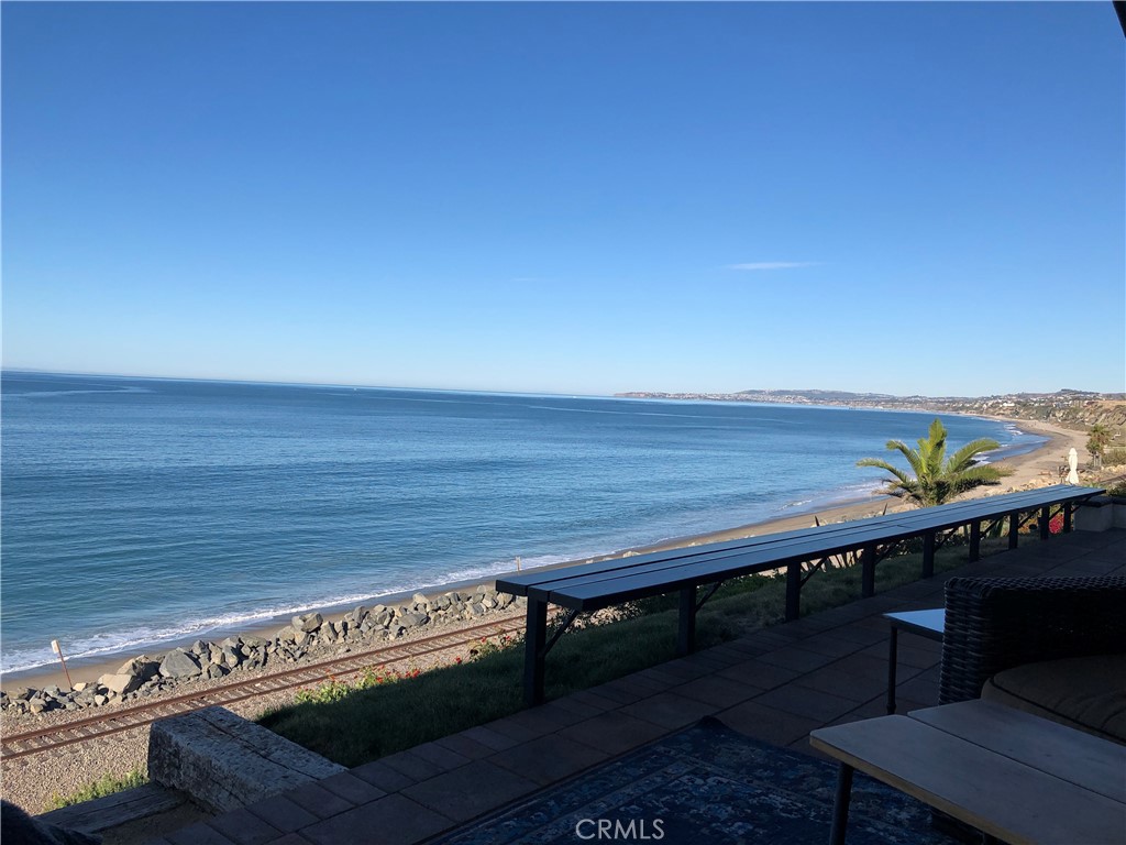 Residential Lease for rent at 4014 Calle Ariana, San Clemente CA featuring 3 beds and 3 baths