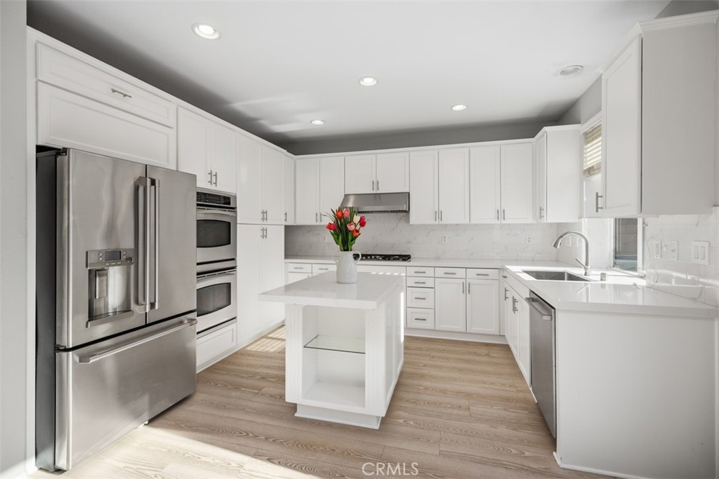 Residential Lease for rent at 24902 Gardenway Circle, Laguna Niguel CA featuring 5 beds and 3 baths