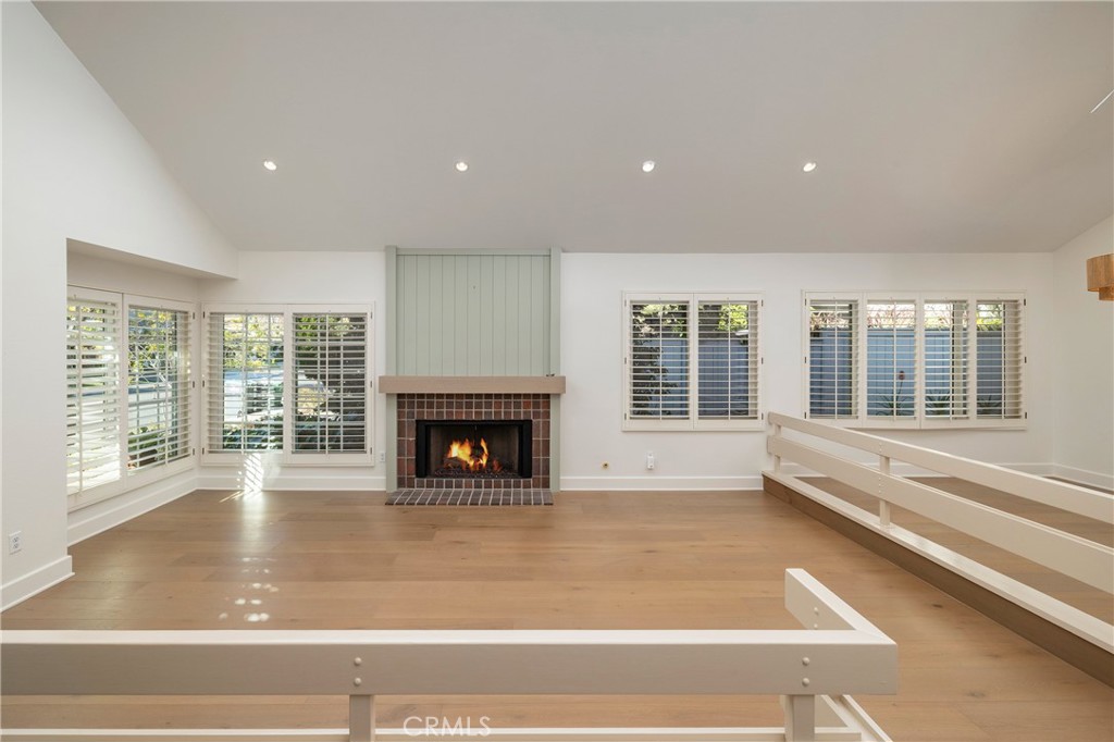 Residential for sale at 20 Southern Wood, Irvine CA featuring 3 beds and 2 baths