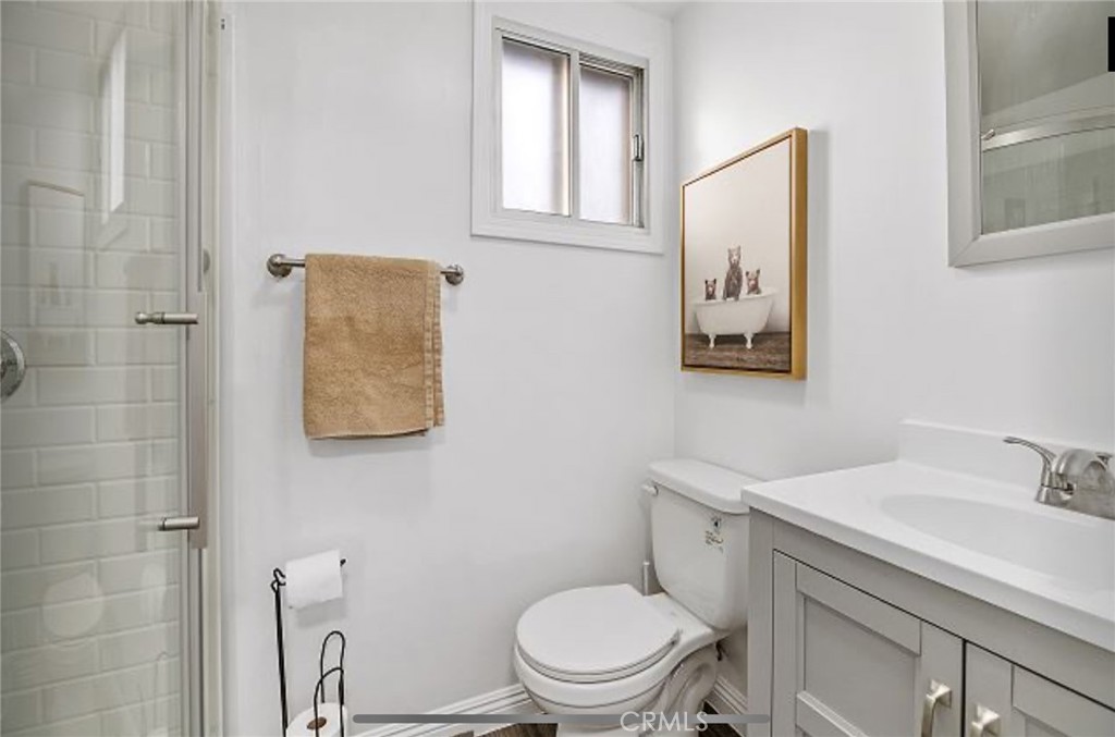 Residential Lease for rent at 805 Cove Drive, Big Bear Lake CA featuring 3 beds and 2 baths