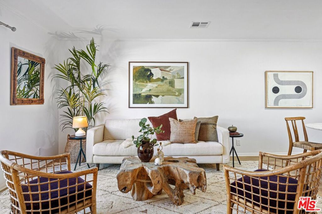 Residential for sale at 4365 Mclaughlin Avenue 4, Los Angeles CA featuring 2 beds and 3 baths