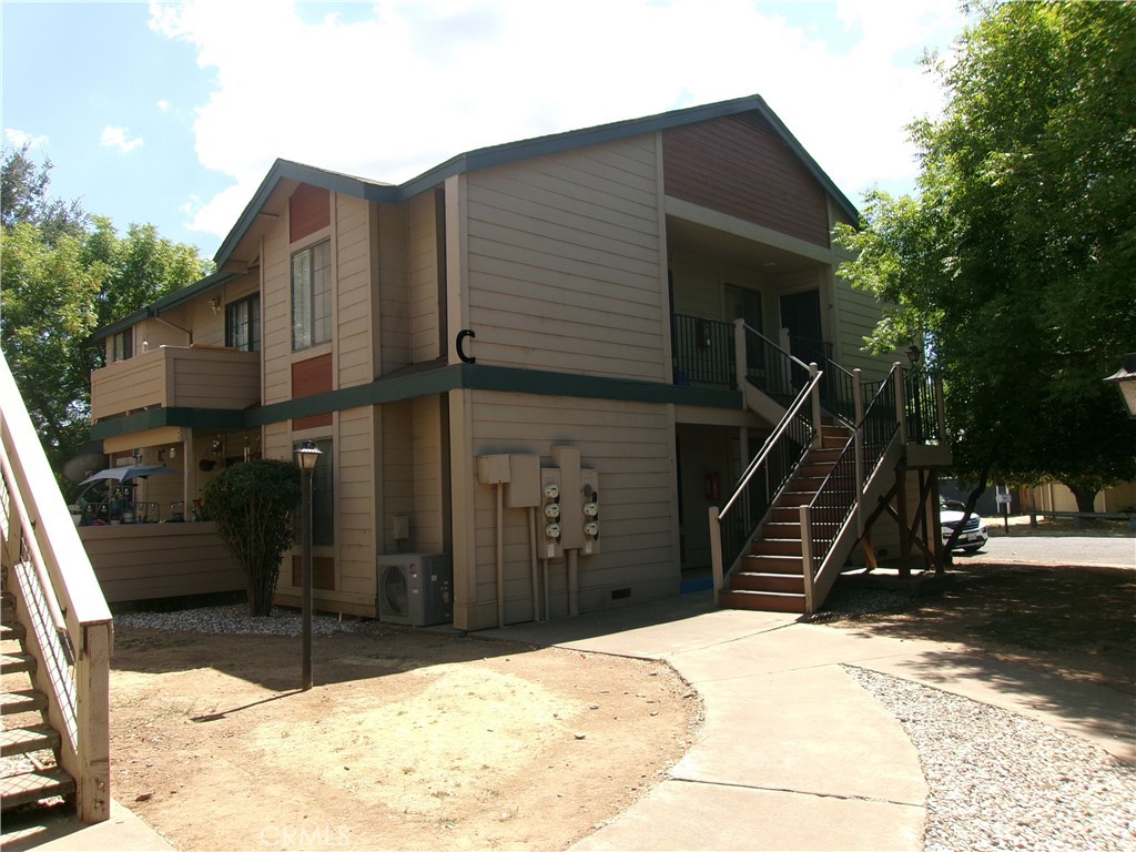Residential Lease for rent at 6101 Old Hwy 53 19, Clearlake, Lake County CA featuring 1 bed and 1 bath