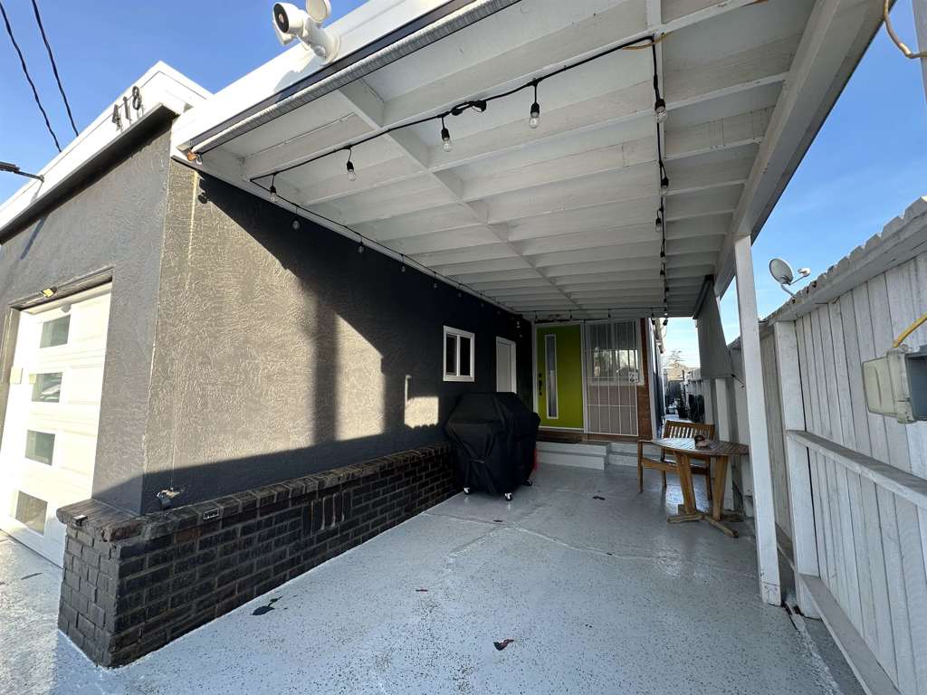 Residential for sale at 418 Douglas Ave, Oakland CA featuring 2 beds and 1 bath