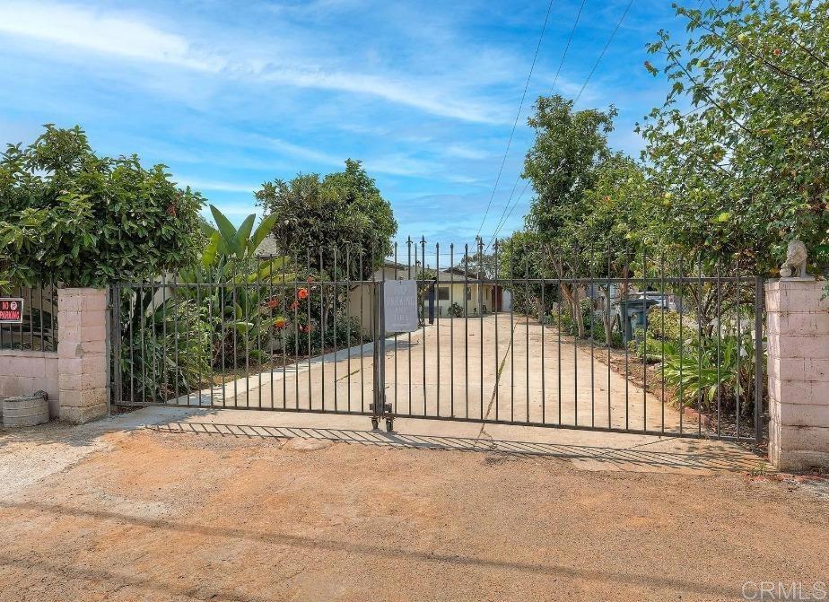 Residential Lease for rent at 735 Belvia Ln, Chula Vista CA featuring 4 beds and 2 baths