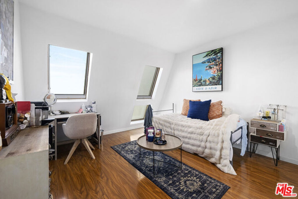 Residential Lease for rent at 23901 Civic Center Way 372, Malibu CA featuring 4 beds and 2 baths