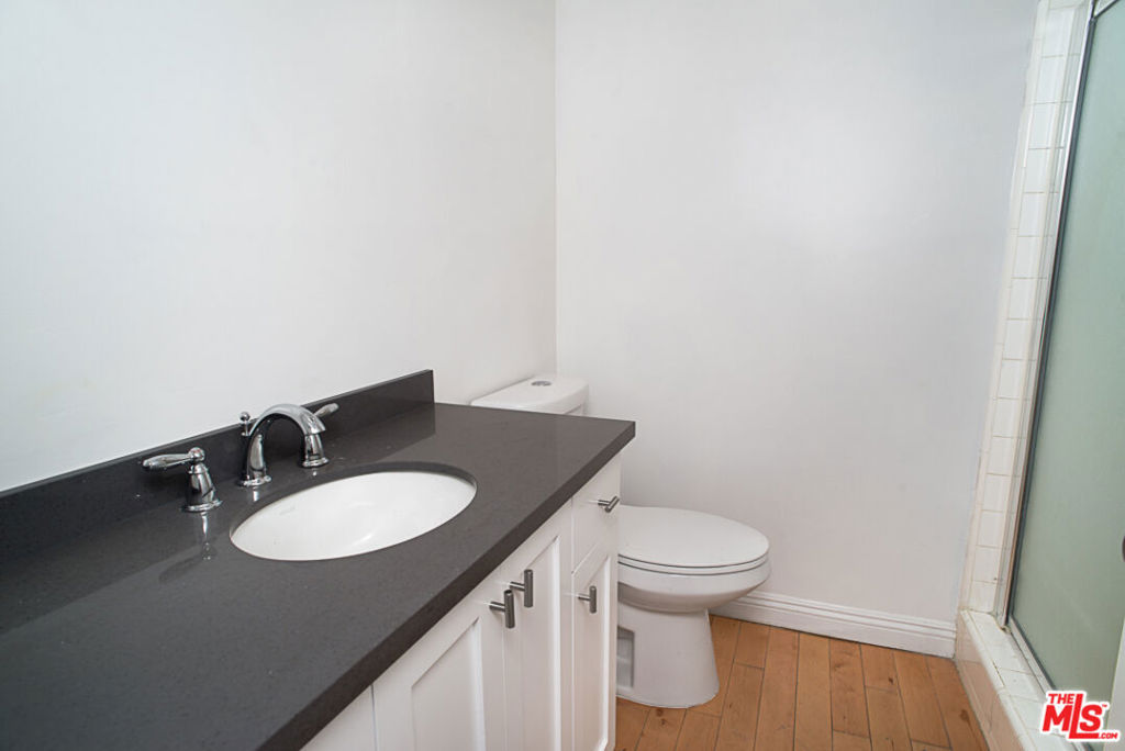 Residential Lease for rent at 416 N Oakhurst Drive 205, Beverly Hills CA featuring 2 beds and 3 baths