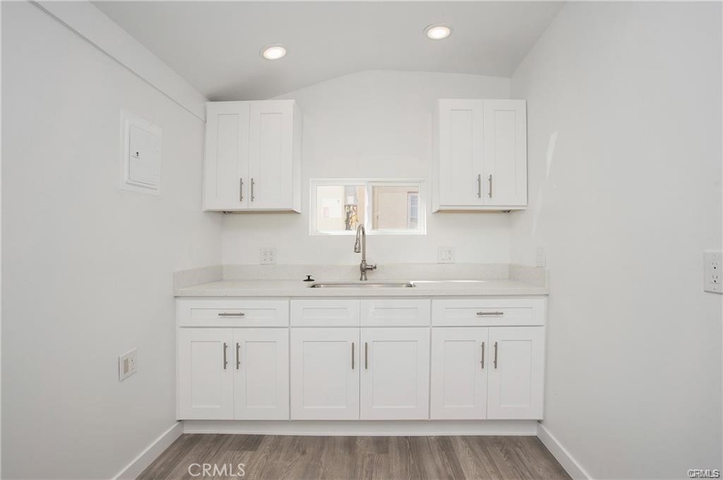 Residential Lease for rent at 251 Avenida Del Mar B, San Clemente CA featuring 1 bed and 1 bath