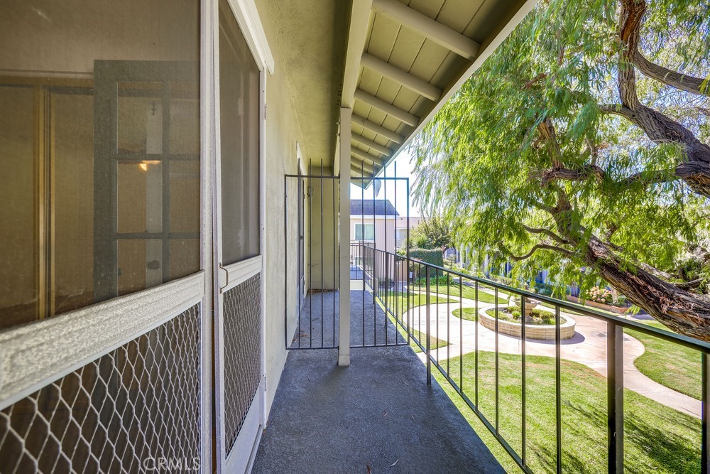 Residential for sale at 12100 Montecito Road 49, Los Alamitos CA featuring 3 beds and 2 baths