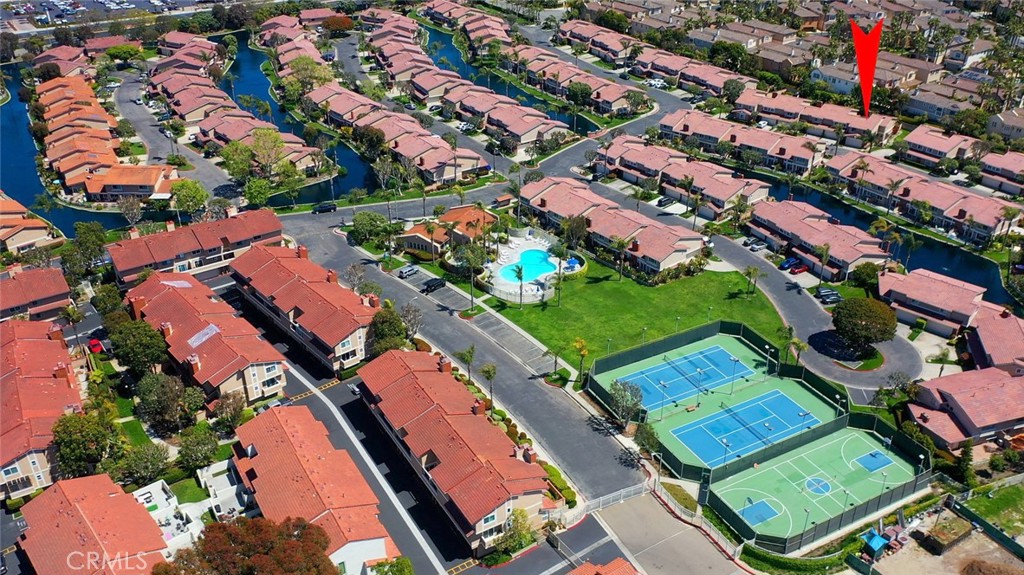 Residential Lease for rent at 7801 Seabreeze Drive, Huntington Beach CA featuring 2 beds and 5 baths