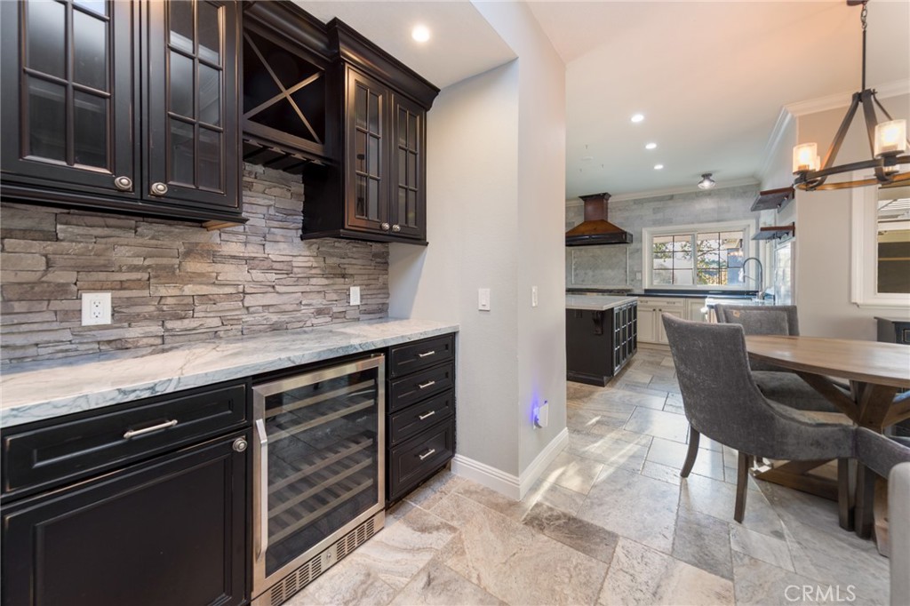 Residential Lease for rent at 22324 Circle J Ranch Road, Saugus CA featuring 5 beds and 4 baths