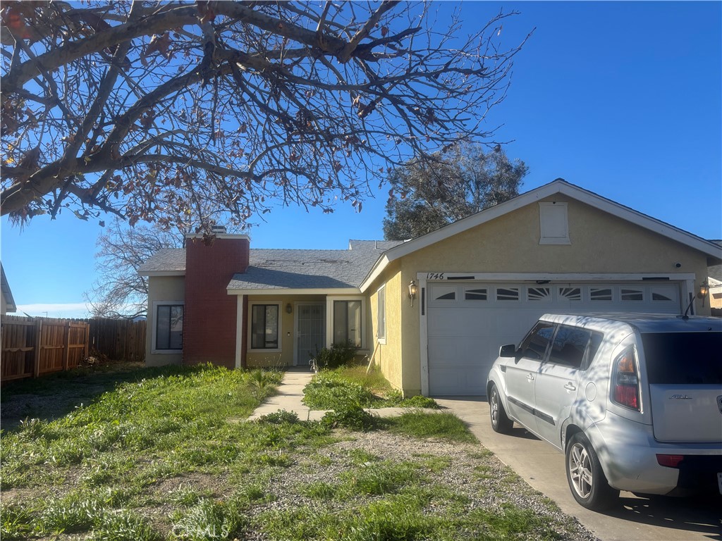 Residential for sale at 1746 The Willows, San Jacinto CA featuring 3 beds and 2 baths