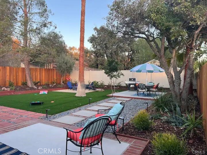 Residential Lease for rent at 41830 Sixth, Temecula CA featuring 4 beds and 2 baths