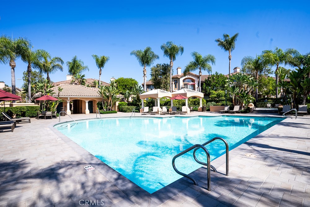 Residential for sale at 800 Solvay Aisle, Irvine CA featuring 1 bed and 1 bath