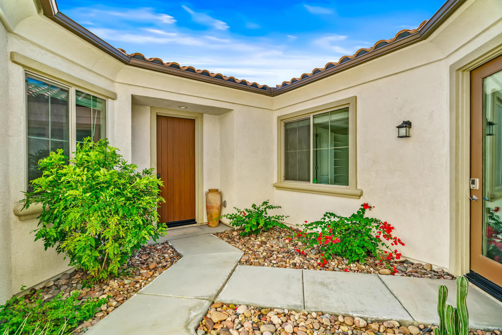 Residential for sale at 30 Malbec, Rancho Mirage CA featuring 3 beds and 3 baths