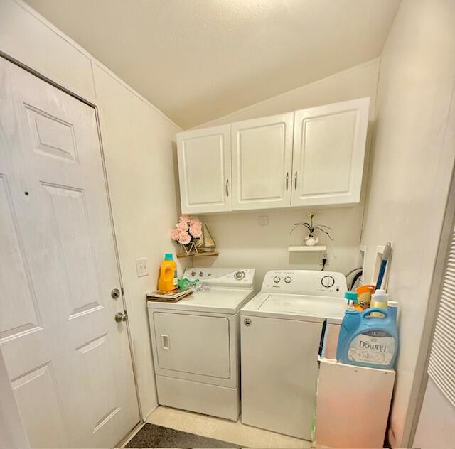 Manufactured In Park for sale at 51555 Monroe 101, Indio CA featuring 3 beds and 2 baths