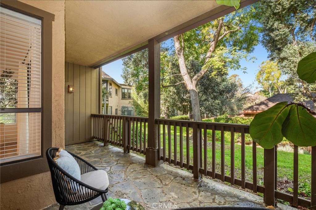 Residential Lease for rent at 14 Rainbow Ridge, Irvine CA featuring 2 beds and 2 baths