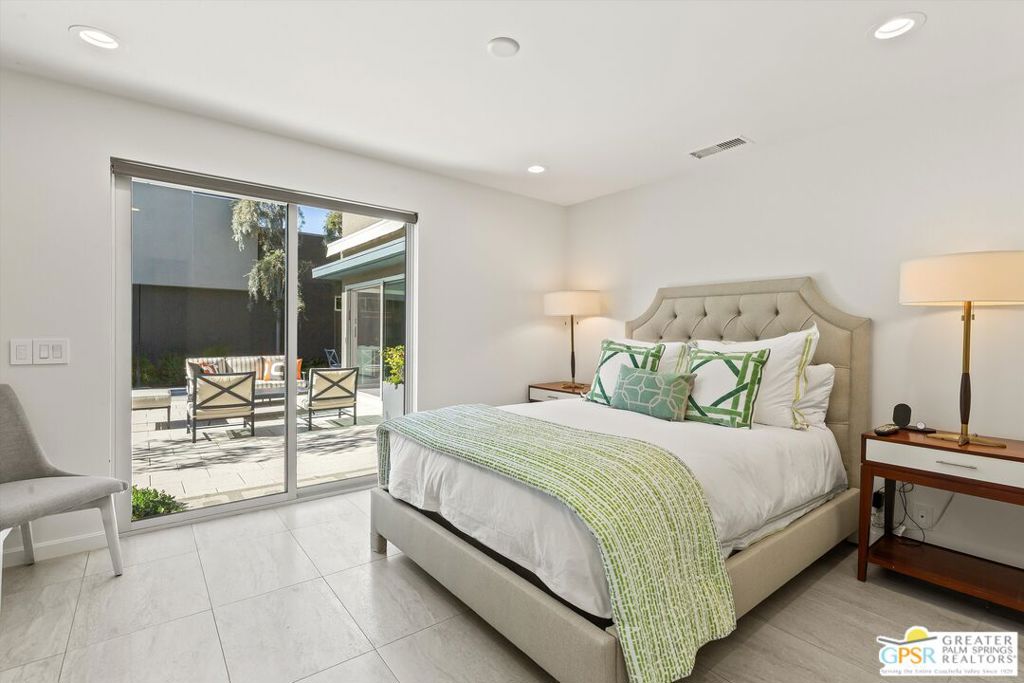 Residential for sale at 1062 Hunter Drive, Palm Springs CA featuring 3 beds and 3 baths