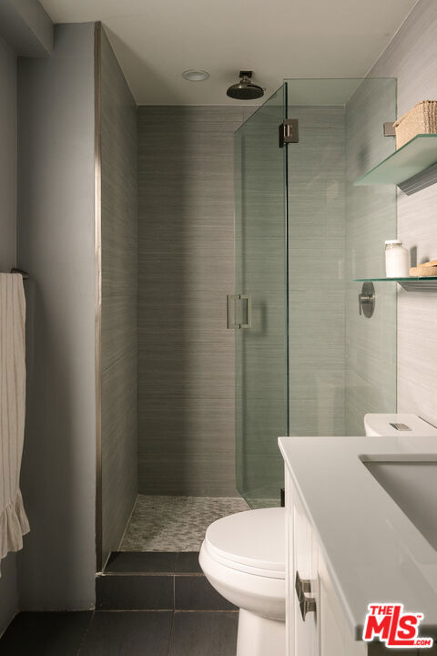 Condominium for sale at 10450 Wilshire Boulevard 12C, Los Angeles, CA featuring 1 bed and 1 bath