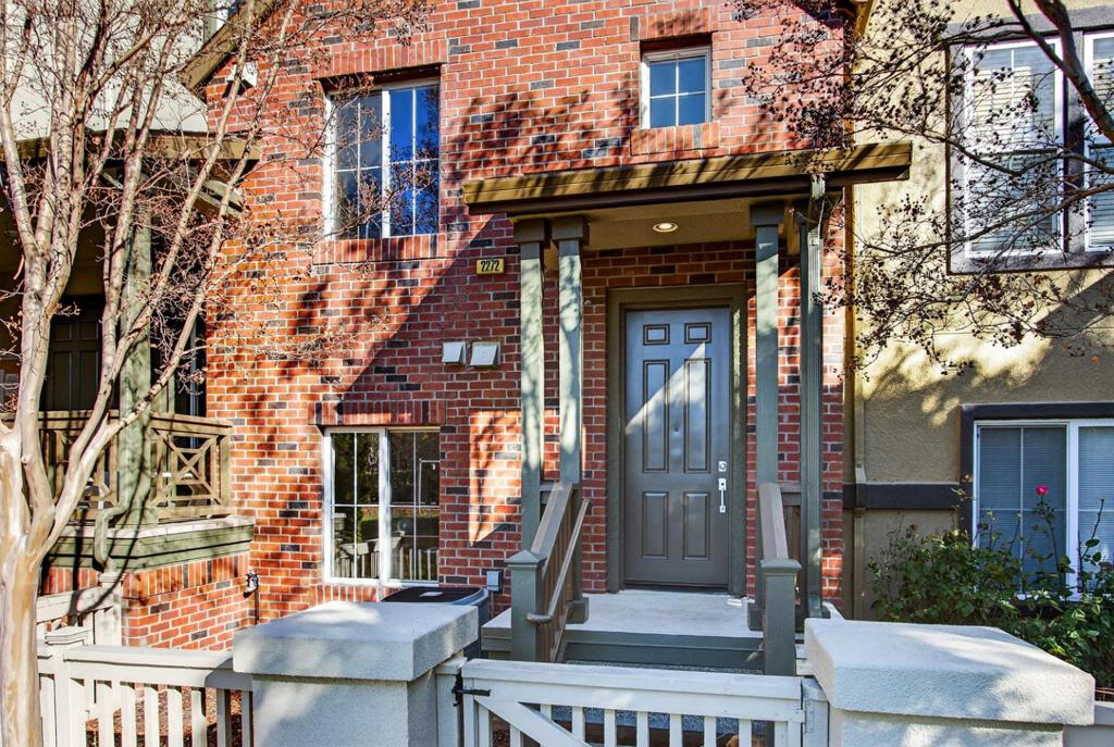 Residential for sale at 2272 Towne Circle, Mountain View CA featuring 3 beds and 3 baths