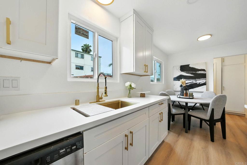 Residential for sale at 4161 Winona Ave 4, San Diego CA featuring 1 bed and 1 bath