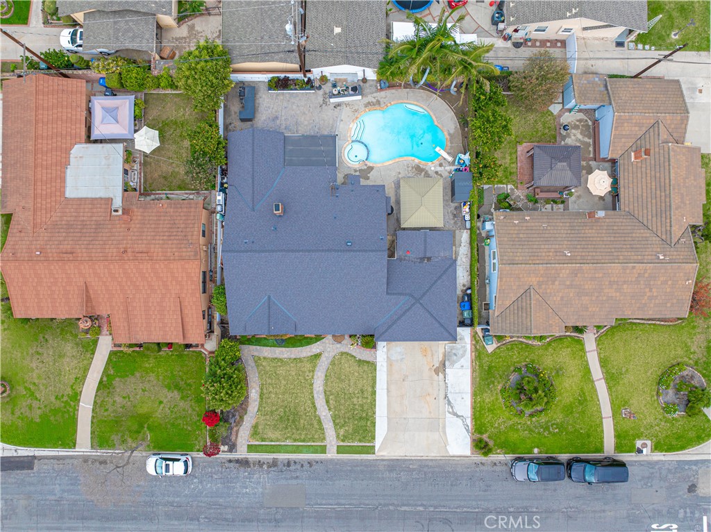 Residential for sale at 9287 Muller, Downey CA featuring 3 beds and 2 baths