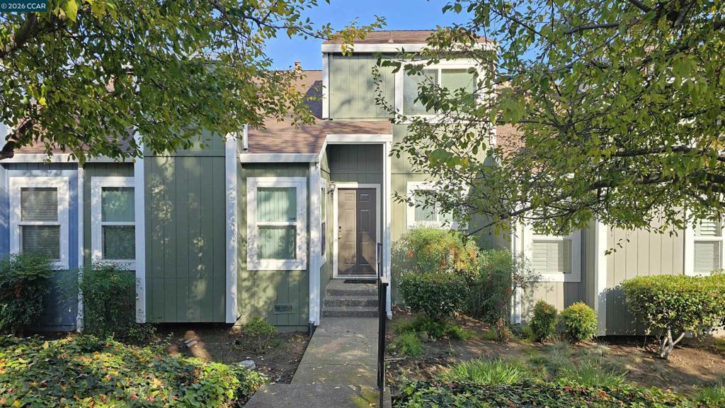 Residential Lease for rent at 347 Scottsdale Rd, Pleasant Hill CA featuring 3 beds and 3 baths