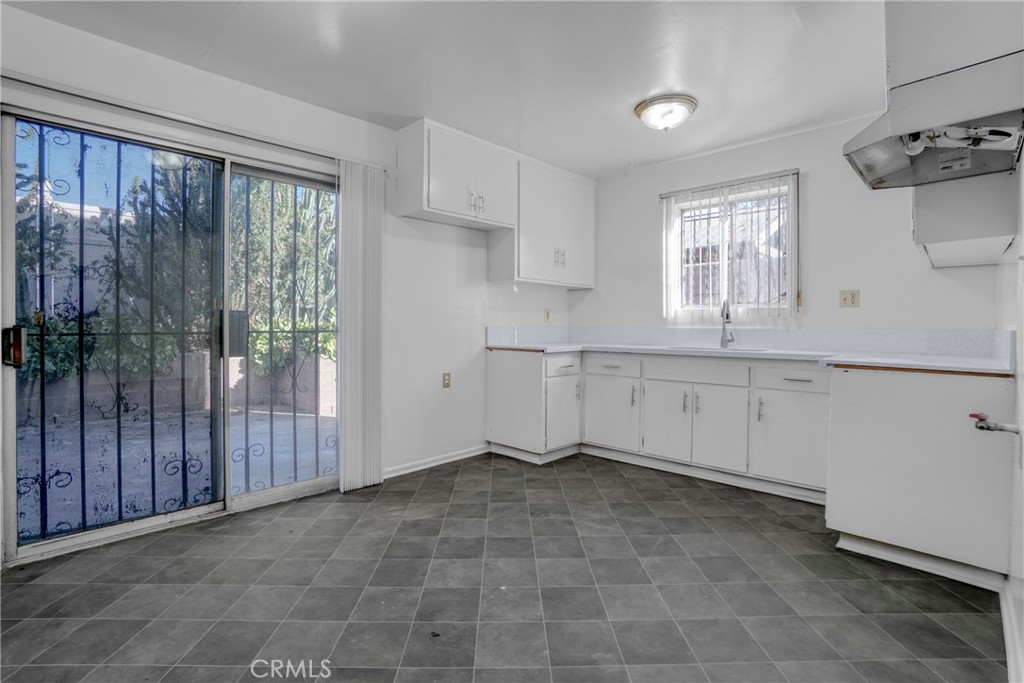Residential Income for sale at 3119 W 71st, Los Angeles CA
