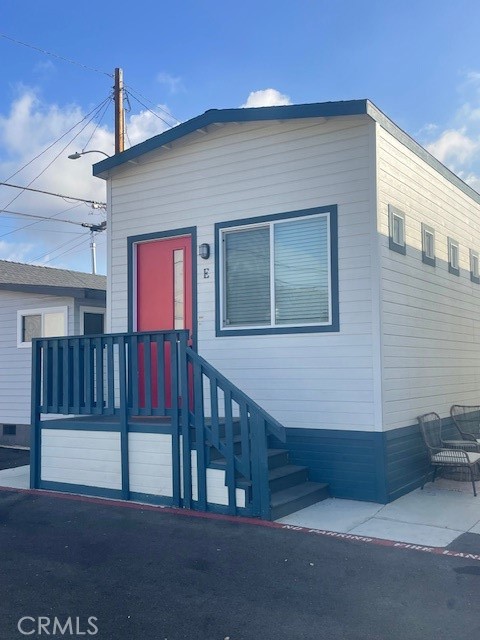 Manufactured In Park for sale at 313 1st Street E, La Habra CA featuring 1 bed and 1 bath