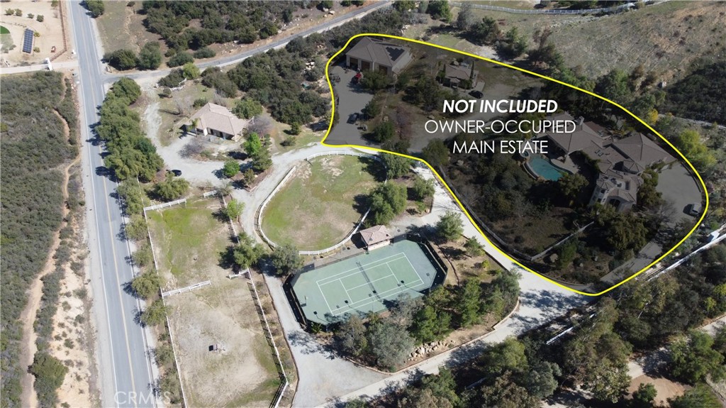 Residential Lease for rent at 18797 Vista De Montanas, Murrieta CA featuring 2 beds and 1 bath