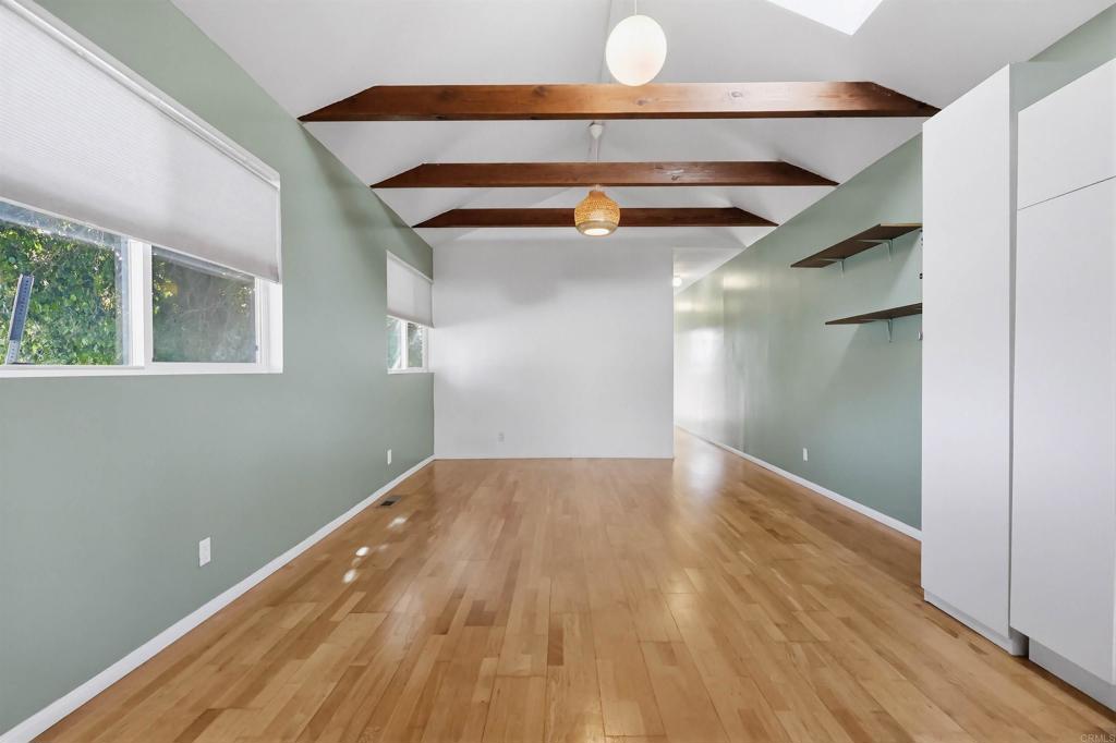Residential for sale at 1542 W 17th Street, Los Angeles CA featuring 3 beds and 1 bath