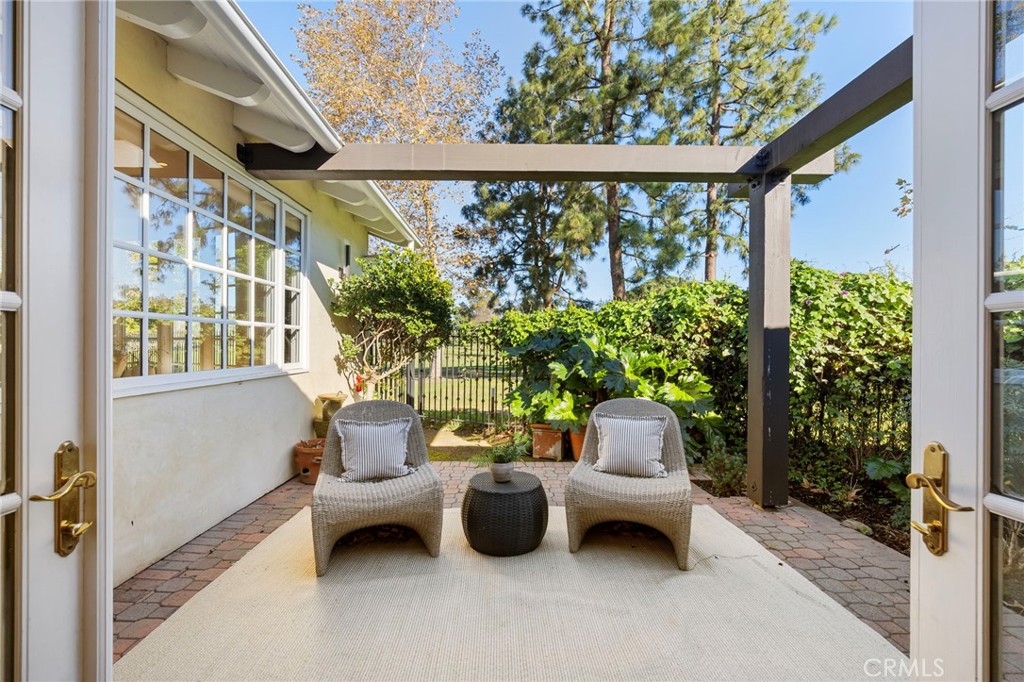 Active for sale at Long Beach, CA, Long Beach, CA CA and 4 baths