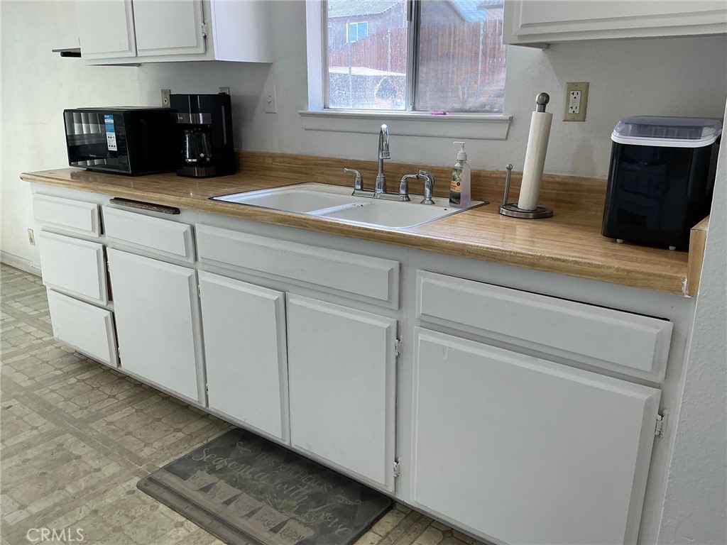 Residential for sale at 15974 Coronado Drive, Victorville CA featuring 3 beds and 2 baths