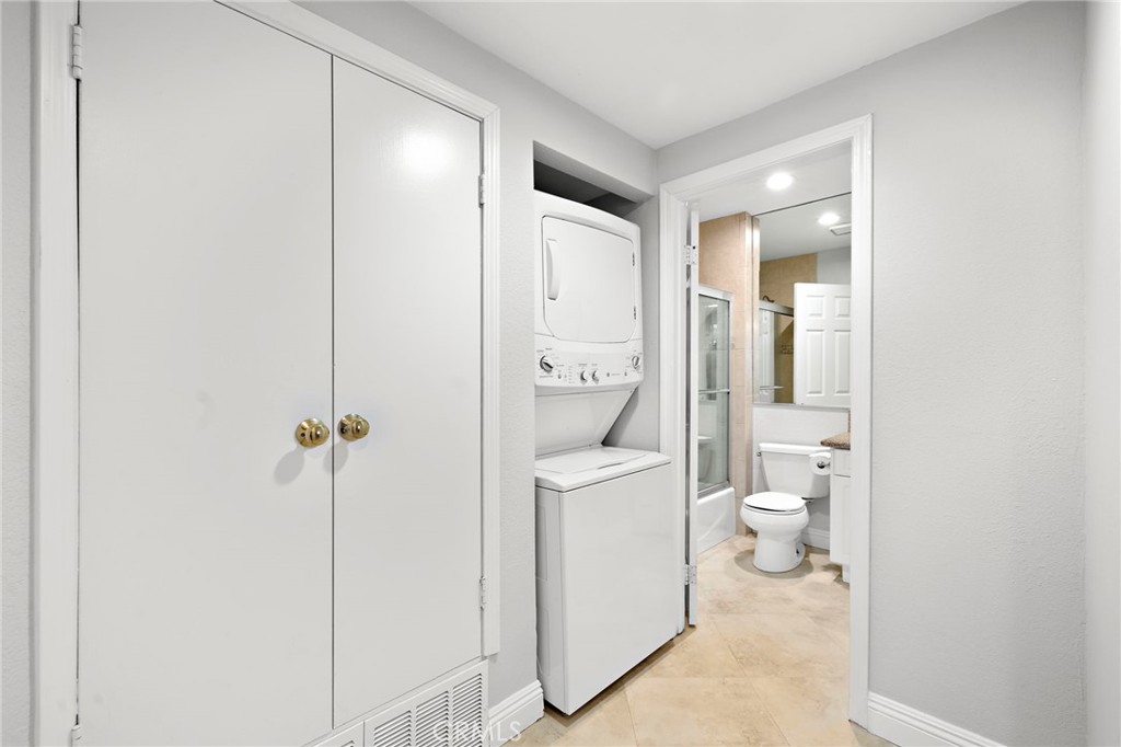 Residential for sale at 91 Martinique 300, Laguna Niguel CA featuring 2 beds and 2 baths