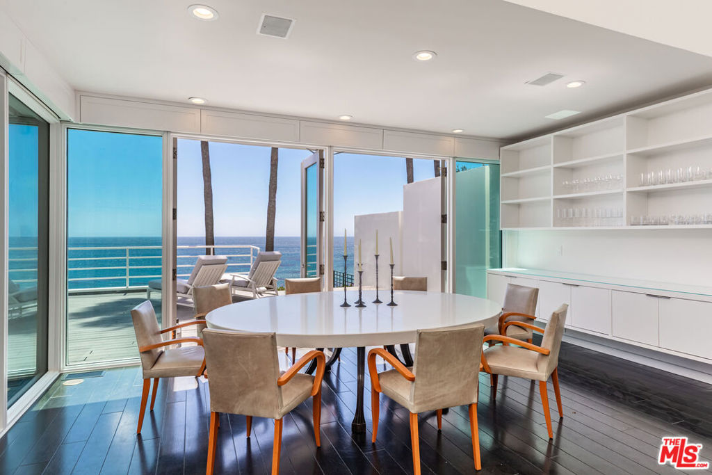 Residential for sale at 27420 Pacific Coast Highway, Malibu CA featuring 4 beds and 5 baths