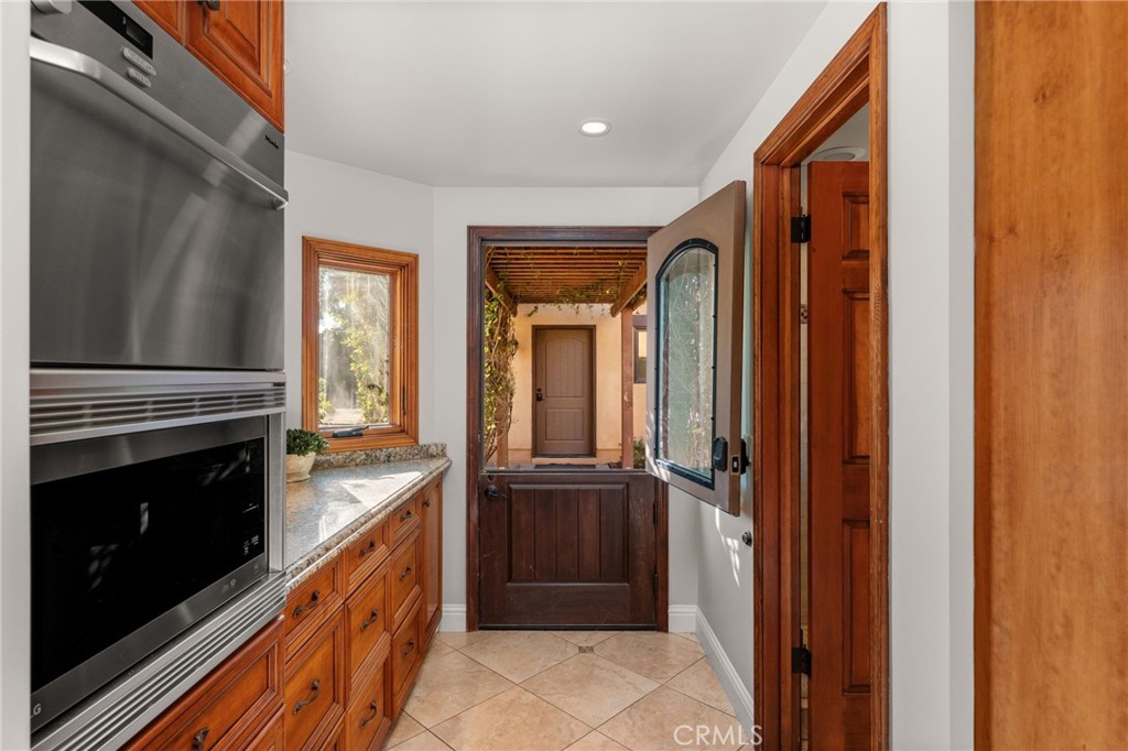 Residential for sale at 10845 N Meads, Orange CA featuring 6 beds and 6 baths