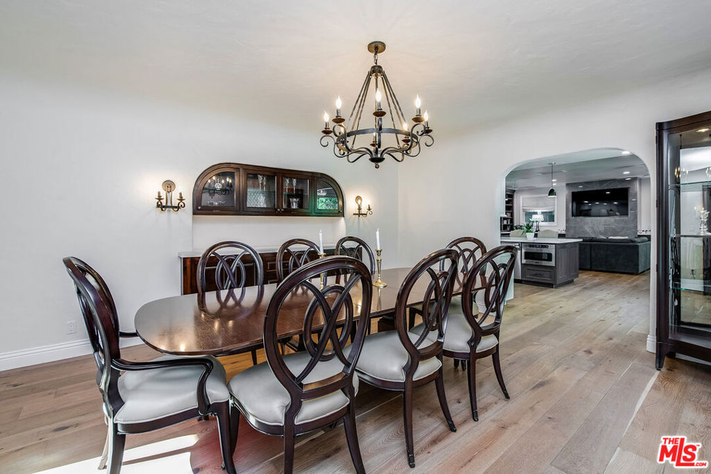 Active for sale at Burbank, CA, Burbank, CA CA and 5 baths