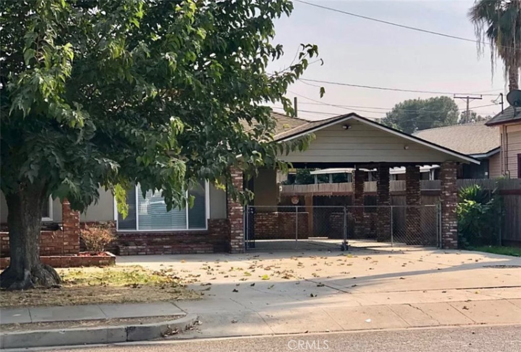 Residential Income for sale at 704 N Garden, Visalia CA