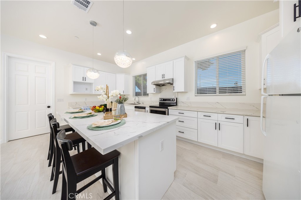 Residential for sale at 1823 W Palm, West Covina CA featuring 7 beds and 5 baths