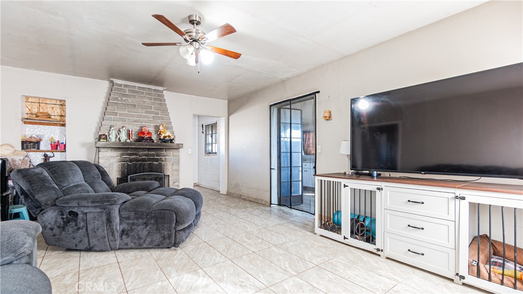 Residential for sale at 3606 Mojave, 29 Palms CA featuring 2 beds and 1 bath