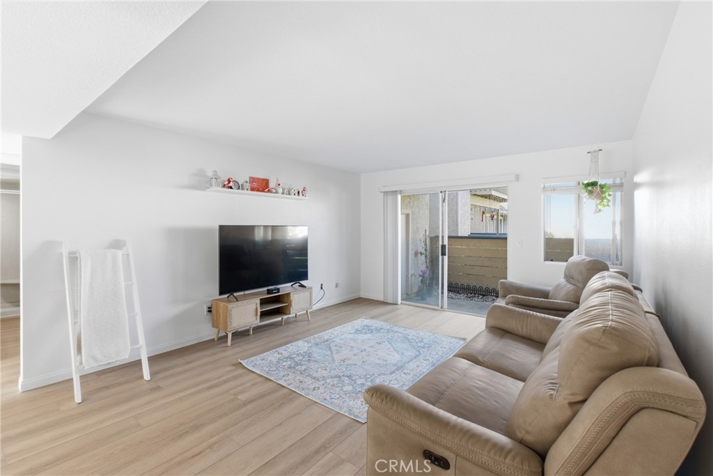 Residential for sale at 20921 Serrano Creek Road 55, Lake Forest CA featuring 2 beds and 1 bath