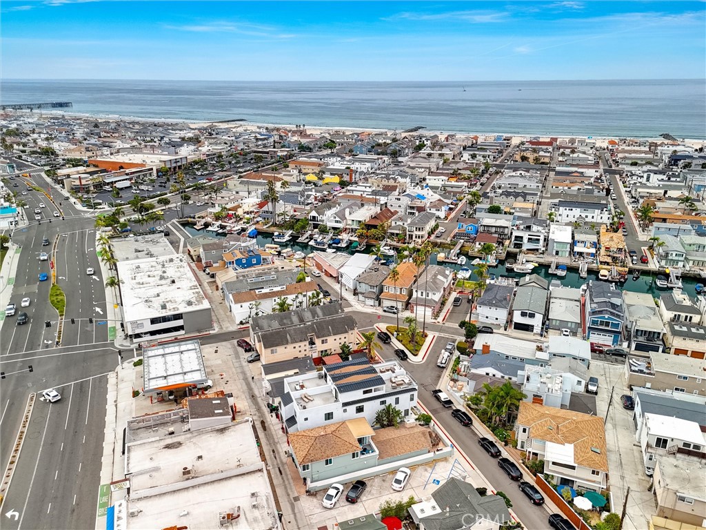 Residential Income for sale at 506 Clubhouse Avenue, Newport Beach CA