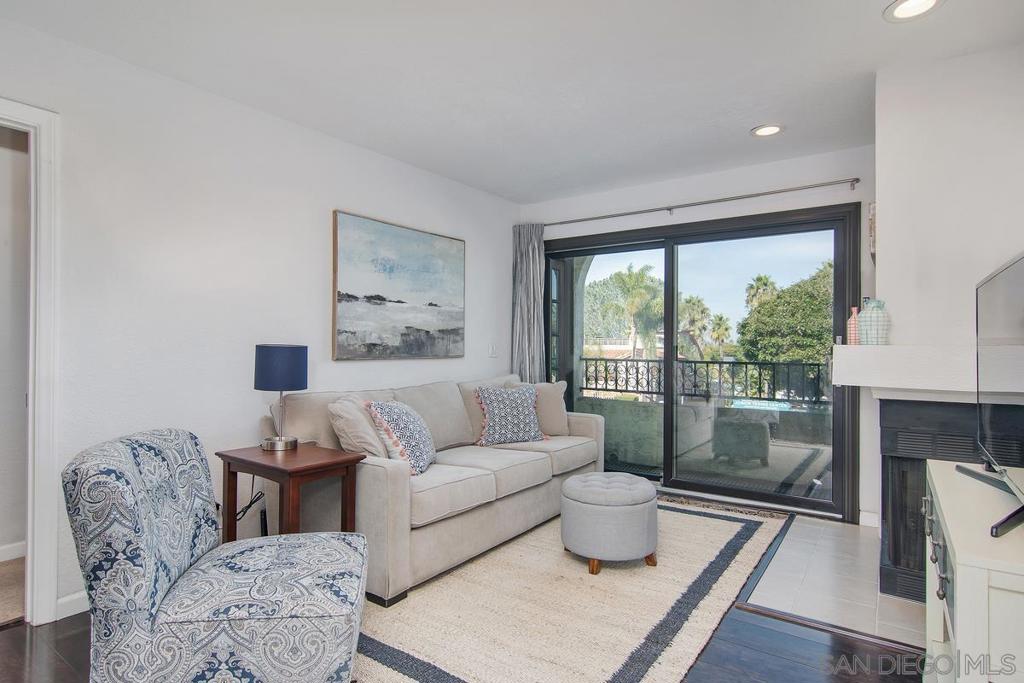 Residential for sale at 4494 Mentone St. 6, San Diego CA featuring 2 beds and 2 baths