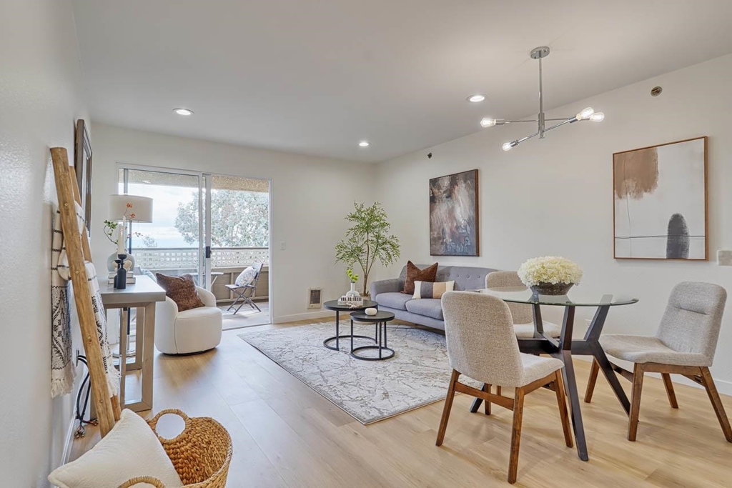 Residential for sale at 685 Dartmore Ln 365, Hayward CA featuring 1 bed and 1 bath