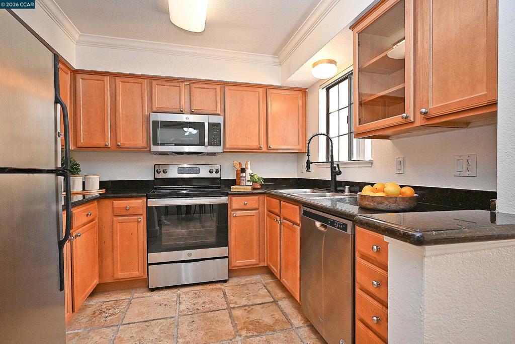 Residential for sale at 182 Eastridge Dr, San Ramon CA featuring 2 beds and 2 baths